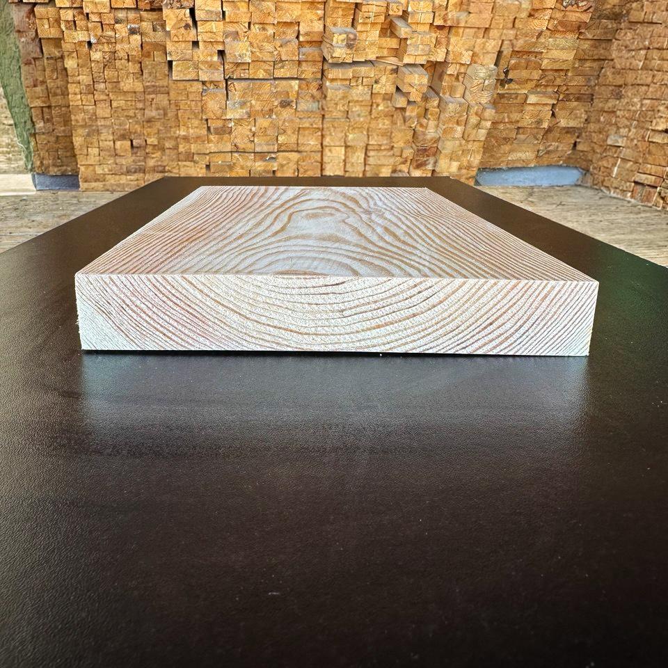 Дошка суха стругана 20x150мм., сосна